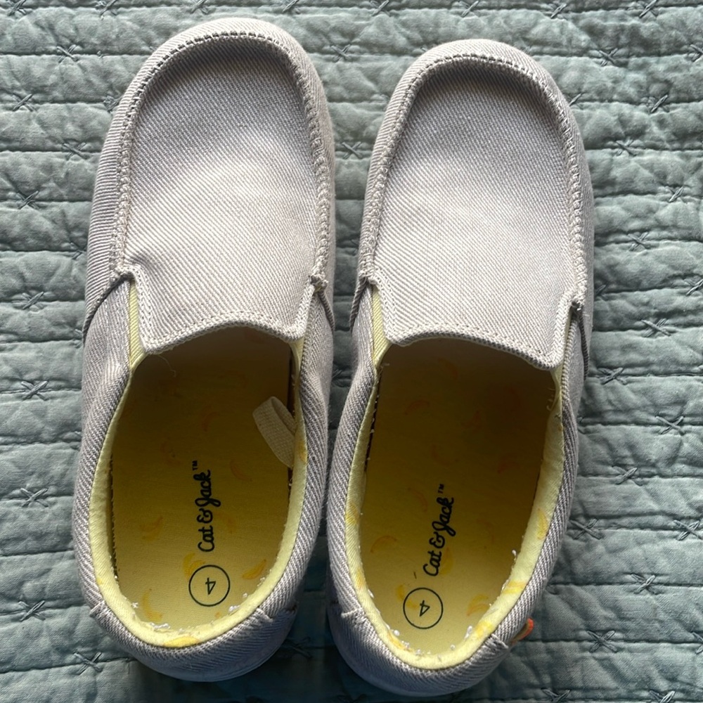 Cat & Jack canvas shoes